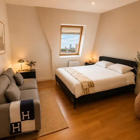 Luxury Avenue Des Champs-elysees 4 Bedrooms